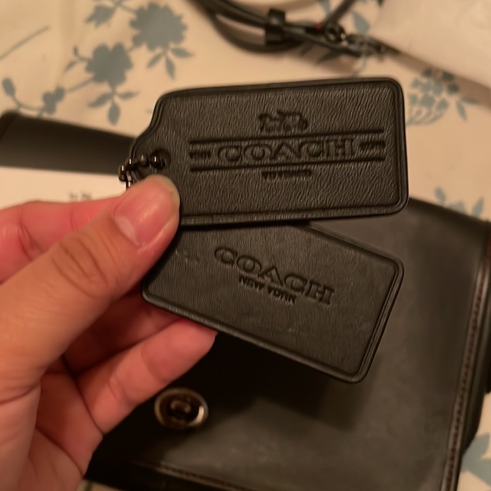 Coach Turn lock crossbody - Picture 10 of 16